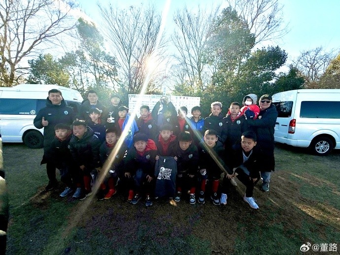  8戰(zhàn)全勝奪日本杯賽冠軍！中國(guó)足球小將發(fā)布感謝信