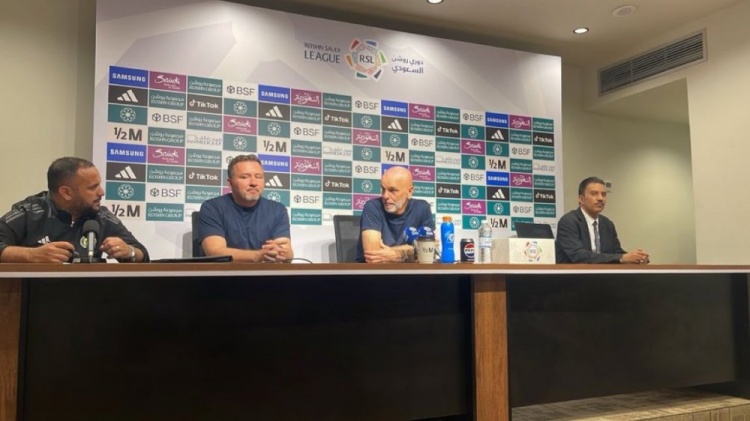  皮奧利：球隊(duì)并未因推遲開球而受影響，利雅得勝利配得上勝利