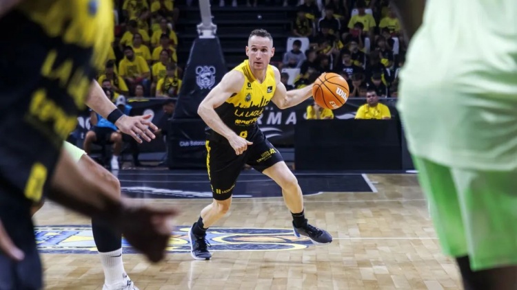  NBA初代老六，42歲進(jìn)入生涯巔峰？！