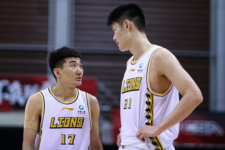  本賽季主場金身告破！張寧上籃絕殺 廣廈12連勝&主場19連勝遭終結(jié)