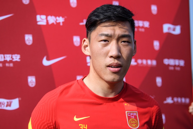  北青體育：朱辰杰是否以“面具人”形象出戰(zhàn)18強賽，仍需多方溝通