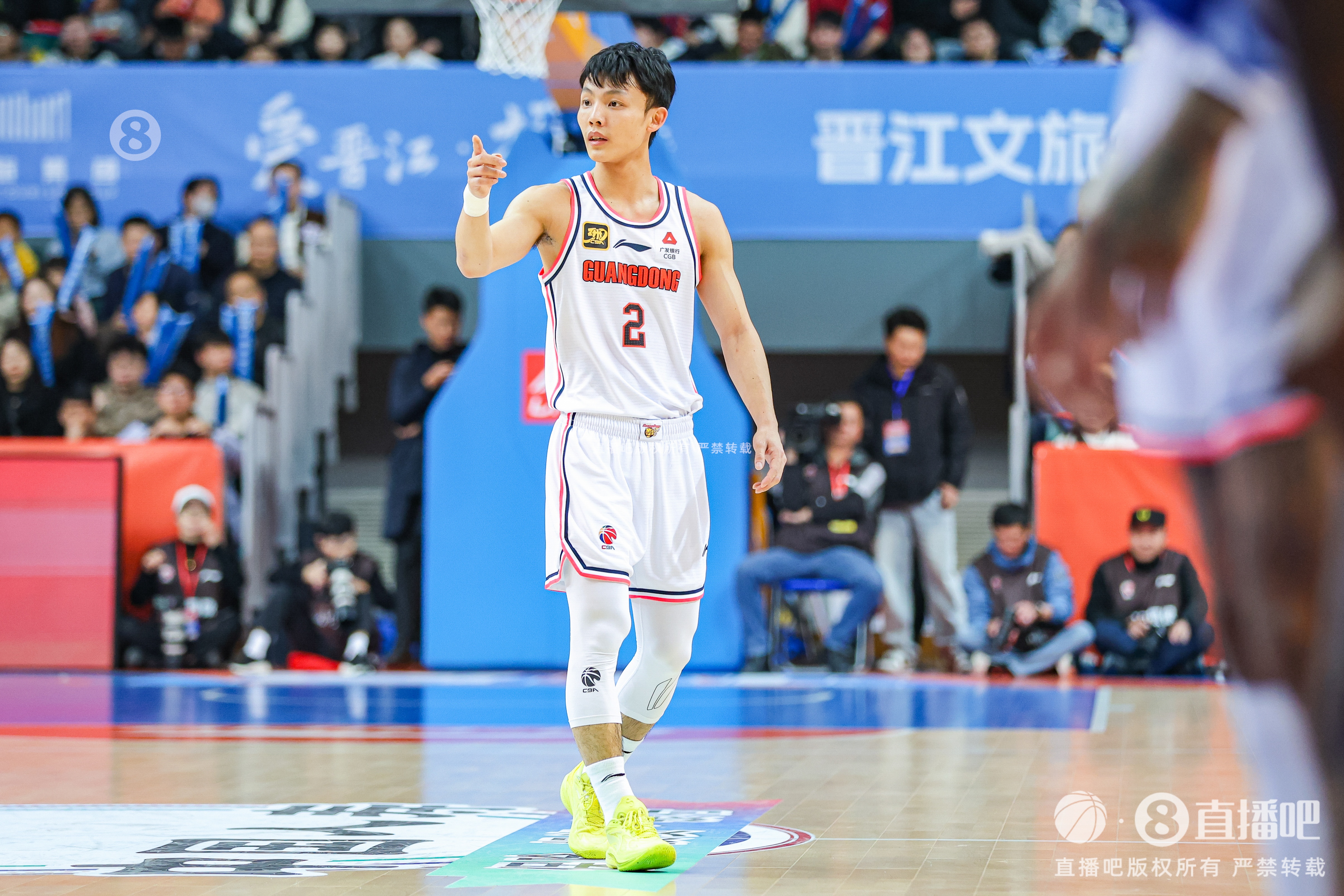  徐杰：身高不是打籃球的唯一標準 努力、勤奮、自律也是天賦