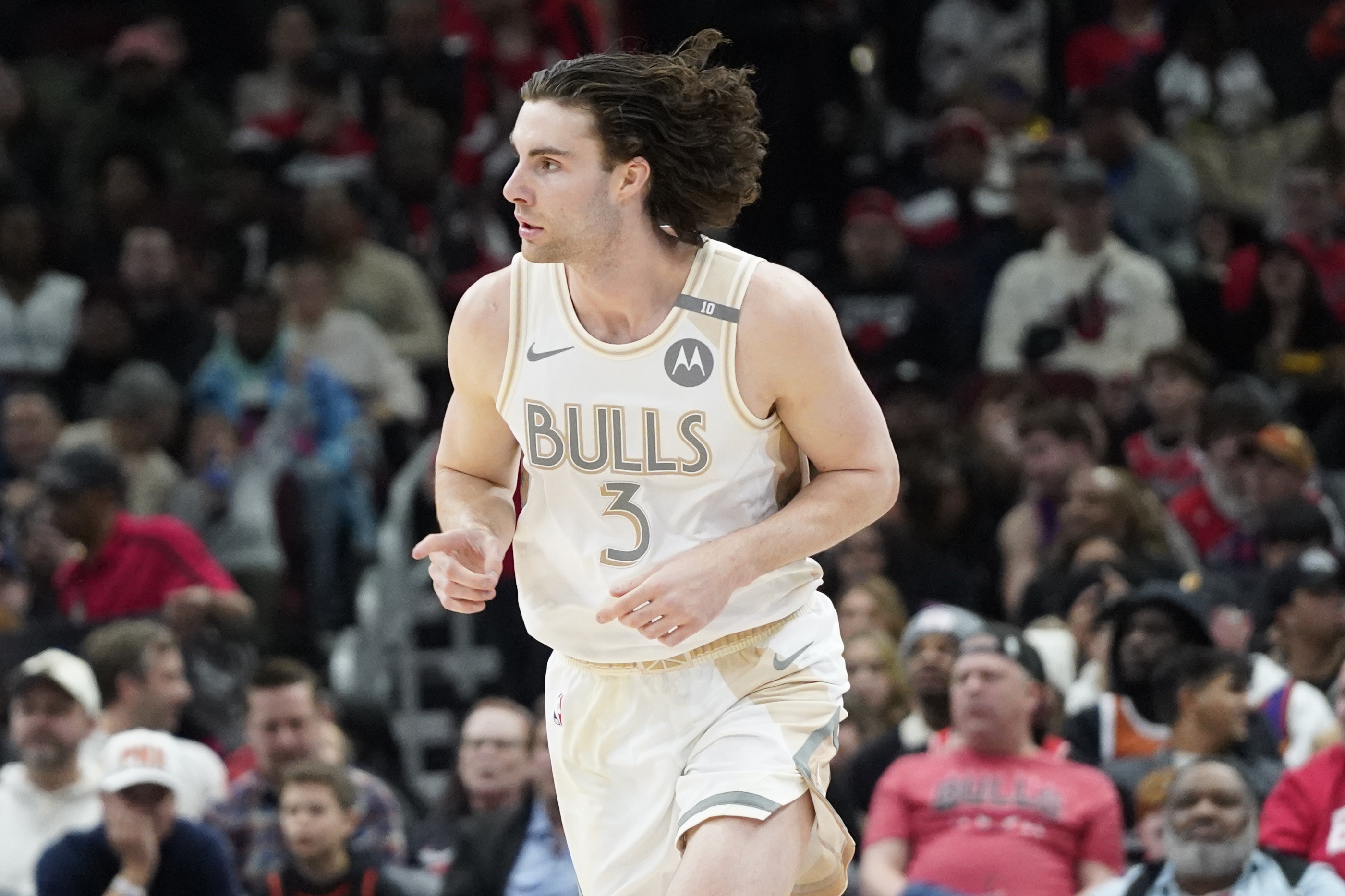  比肩喬詹登約威東魔！基迪最近10場(chǎng)220分96板100助 NBA歷史第8人